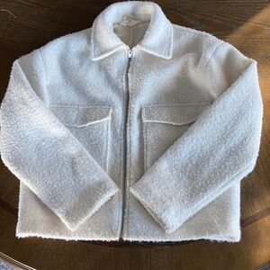 H&M Cream Teddy Fleece Jacket Youth US
20 / 14Y